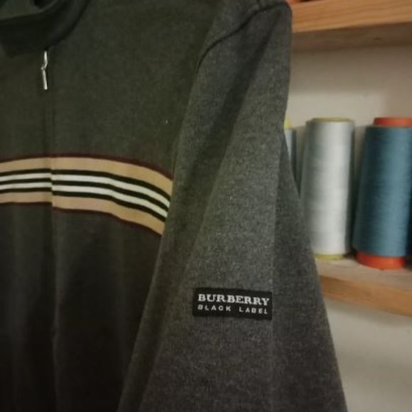 Burberry Black Label Light Jacket w Stripe Design - Picture 3 of 4